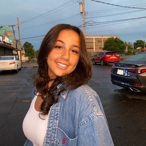 Meet your Posher, Mariam